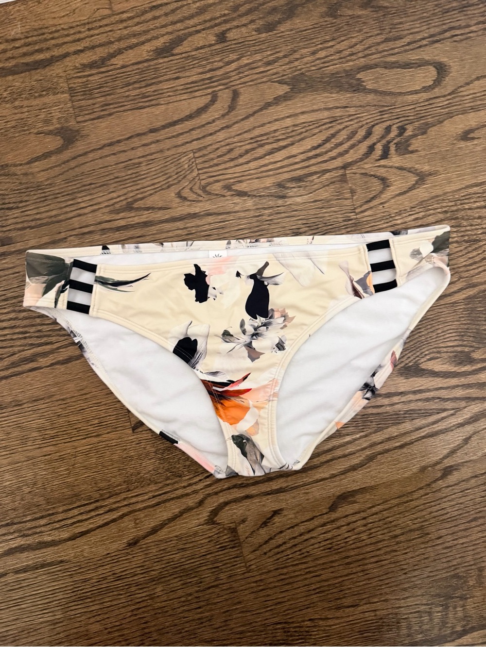 Athleta Floral Print Bikini Bottoms in Cream